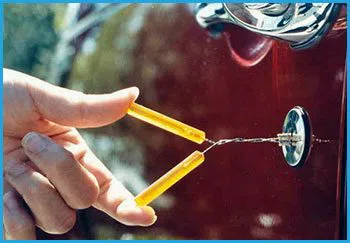 Chicago Priority Locksmith Chicago, IL 312-809-3982 - 7a-broken-key-extraction